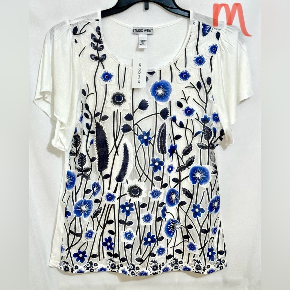Studio West White Graphic T-Shirt with Black Floral Design